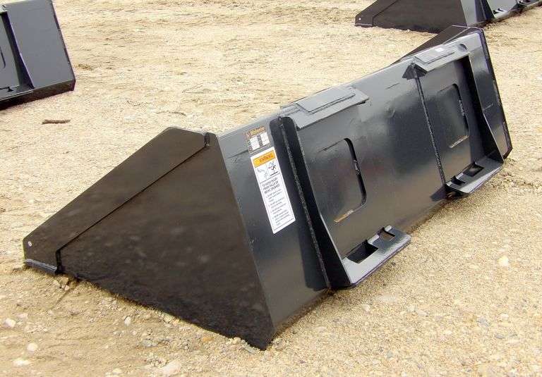 M-1105 Wolverine Skid Steer Bucket