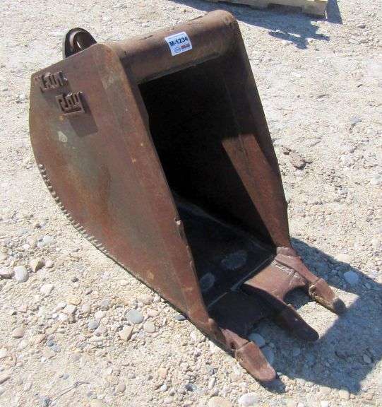 M-1234 Excavator Bucket