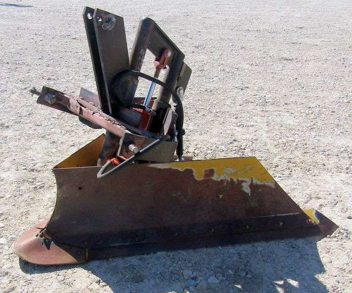 M-1237 3-Point Ditcher