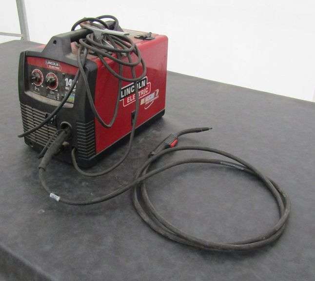 M-351  Lincoln 140HD Weld-Pak Welder