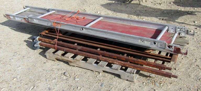 M-489  Scaffolding
