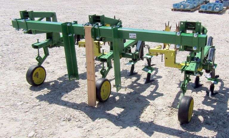 M-1348 3-Point 2 Row Cultivator
