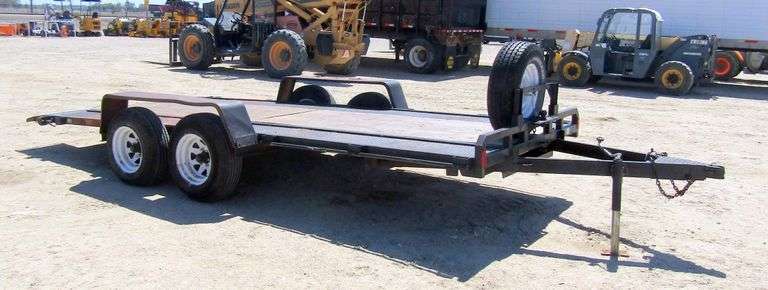 M-1261 Tilt Deck Trailer