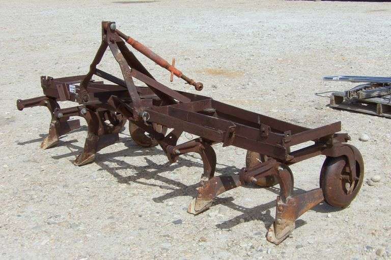 M-548  Corrugator