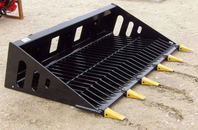 M-1091 Wolverine Skid Steer Bucket