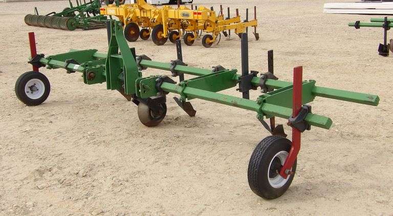 M-692 Corrugator