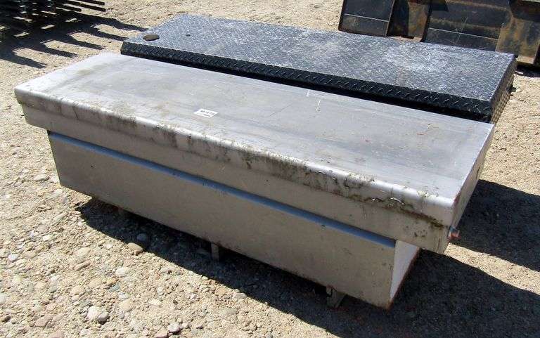 M-476  Pickup Toolboxes (2)