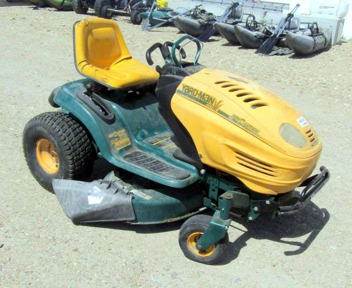 M-997 Yard-Man Zero Turn Mower