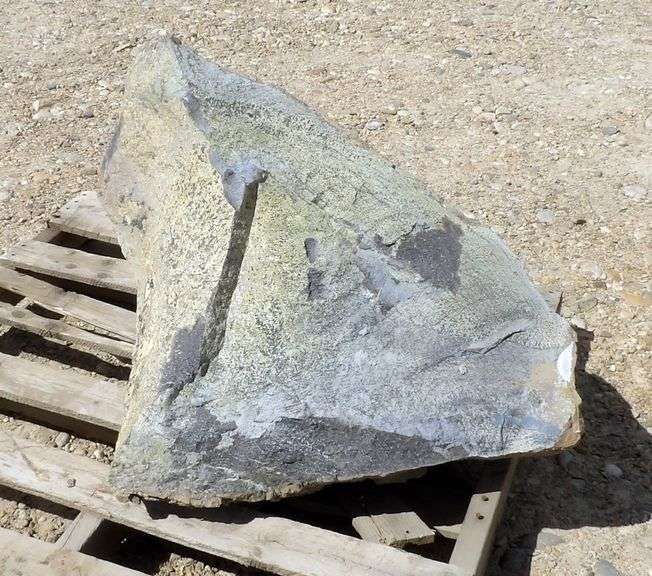 M-1202  Landscape Boulder