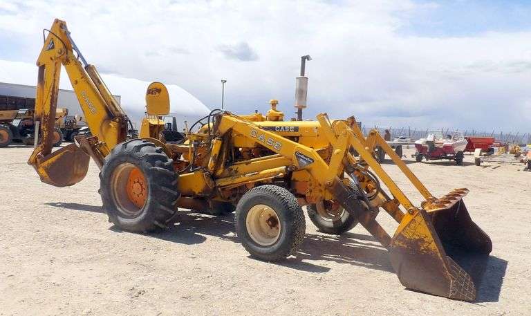 M-1270 1967 Case 530 Backhoe