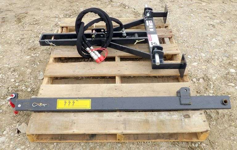 M-1095 Wolverine Cherry Picker
