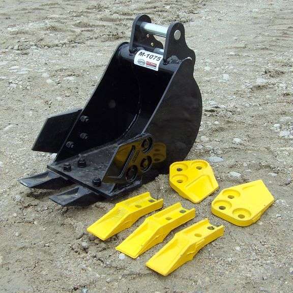 M-1075  8" Mini Excavator Dig Bucket