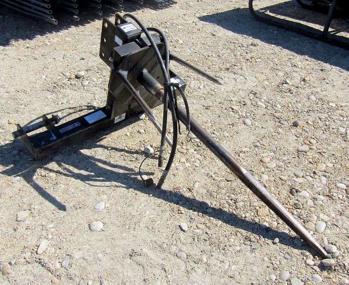 M-1235 3-Point Bale Spear