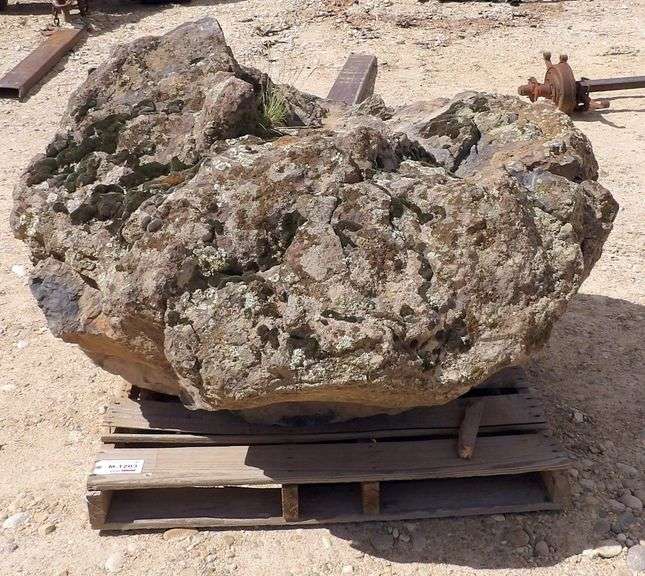 M-1203  Landscape Boulder