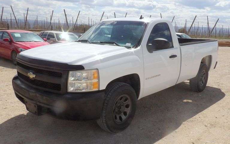 M-1316 2007 Chevy 1500 Silverado Pickup
