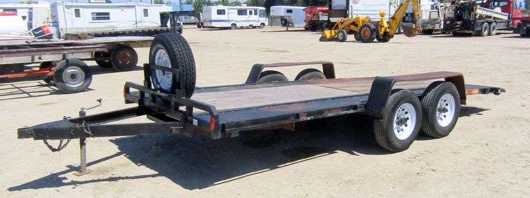 M-1261 Tilt Deck Trailer