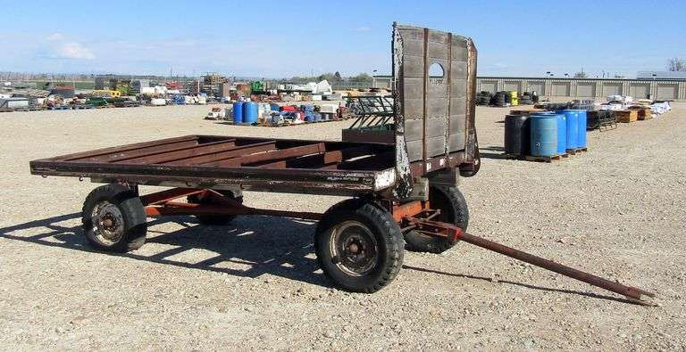 M-1215 Hay Wagon