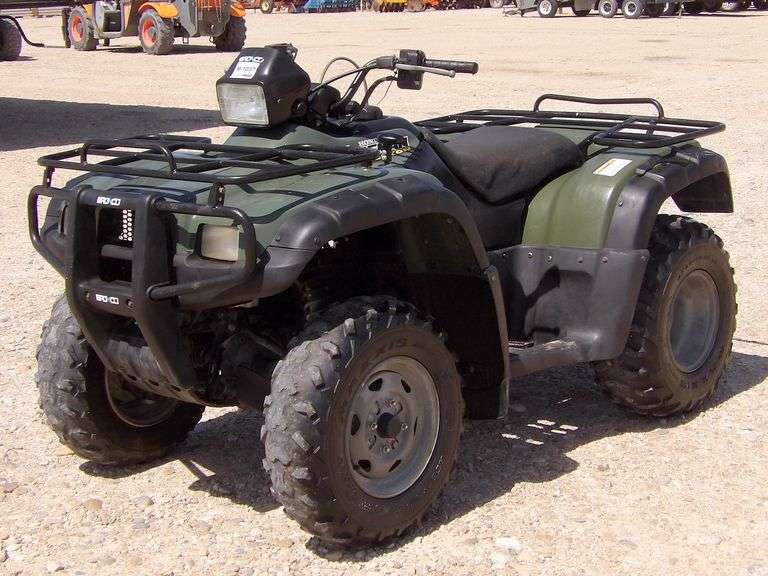 M-1037  2001 Honda Foreman Rubicon ATV