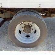 M-1271 2003 Ford F-550 Box Truck