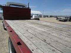 M-982  1974 Ford 9000 Flatbed Truck