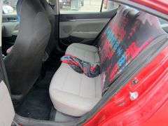 M-1057 2018 Hyundai Elantra