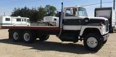M-982  1974 Ford 9000 Flatbed Truck