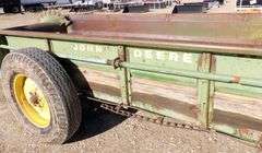 M-1059  John Deere 33 Compost Spreader