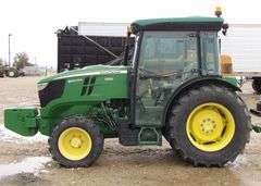 M-758 John Deere 5100GN Tractor
