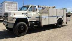 M-487  1991 Ford F-800 Crane Truck