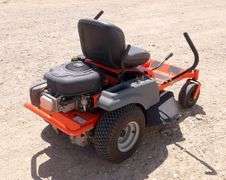 M-1339  Husqvarna Zero Turn Mower