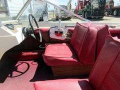 M-1170  1976 Glastron 14' Tri-Hull Model T-166 Boat