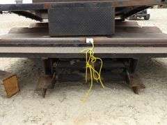 M-750 Hydraulic Flat Bed