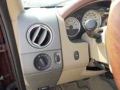 M-555  2007 Ford F-150 King Ranch 4x4 Pickup