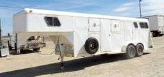 M-564  1983 Blake Stock Trailer