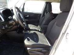 M-664 2017 Jeep Renegade