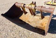 M-383  Backhoe Bucket