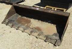 M-484  Skid Steer Bucket