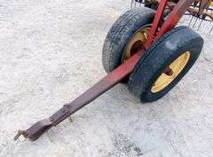 M-1351 New Holland 258 Twin Rakes