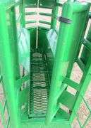 M-321  Tarter Chute Help Roping Chute