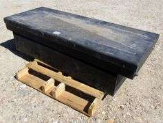 M-483  Crossbody Pickup Toolbox