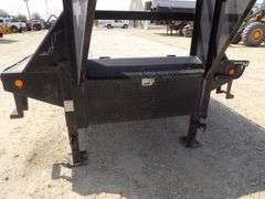 M-1244 2014 PJ 40' Tandem Dual FB/GN Trailer