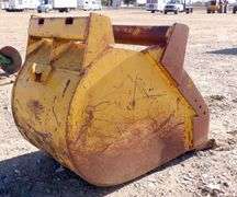 M-381  Backhoe Bucket
