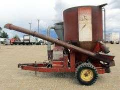 M-909  Farm Hand Grinder Mixer