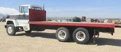 M-982  1974 Ford 9000 Flatbed Truck