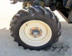 M-500  Zetor 4320 Tractor w/Loader
