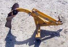 M-585 3-Point Ditcher