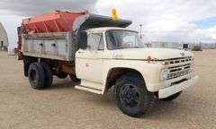 M-874 1966 Ford F600 Dump Truck