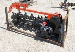 M-1343  GIYI Mini Skid Steer Trencher