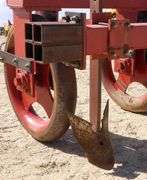 M-1326  3-Point 6 Row Hydraulic Corrugator
