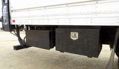M-772 2005 Freightliner Reefer Truck